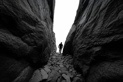 Illustration strait - Image 1