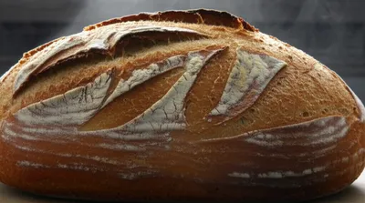 Illustration cracked - Image 1