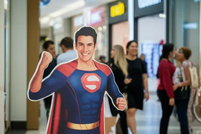 Illustration standee - Image 1