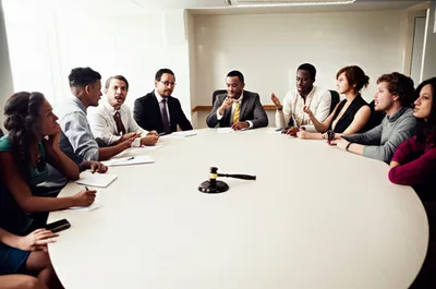 Illustration considered - Image 1