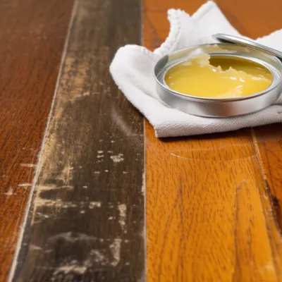 Illustration waxes - Image 1