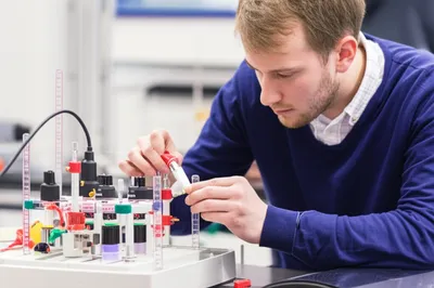 Illustration competent - Image 1