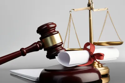 Illustration adjudged - Image 1