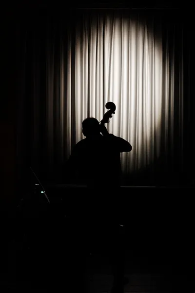 Illustration prelude - Image 2