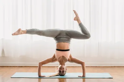 Illustration straddles - Image 2