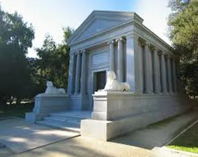 Illustration mausoleum - Image 2