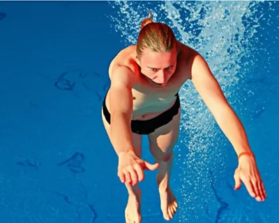 Illustration headlong - Image 1