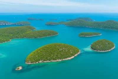 Illustration isles - Image 1