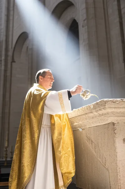 Illustration consecrates