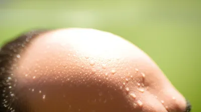 Illustration sweating - Image 1