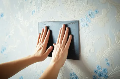 Illustration hanging - Image 1