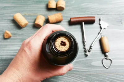 Illustration corked - Image 1