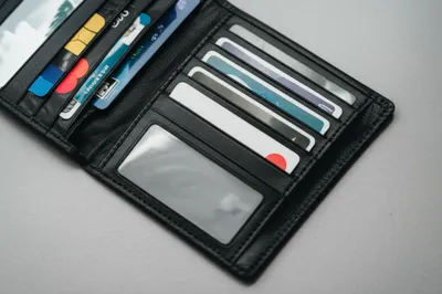 Illustration cardholders