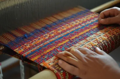 Illustration weaving - Image 1