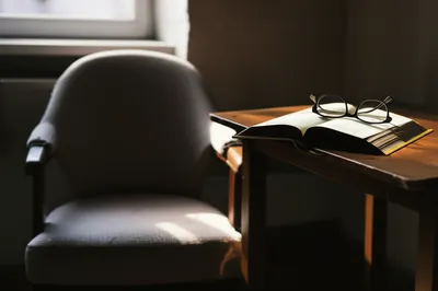 Illustration presence - Image 1