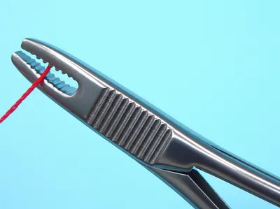 Illustration forceps - Image 1