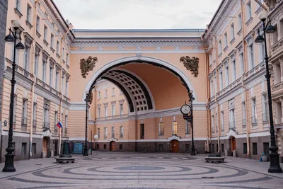 Illustration forecourt - Image 2