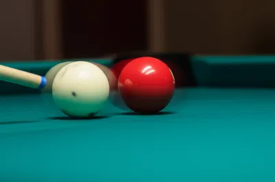 Illustration stuns - Image 1