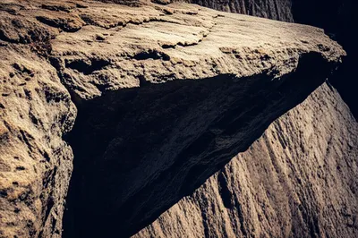 Illustration jutting - Image 1