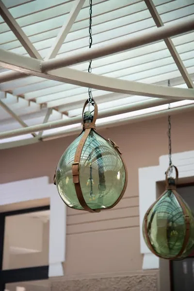 Illustration carboy - Image 2