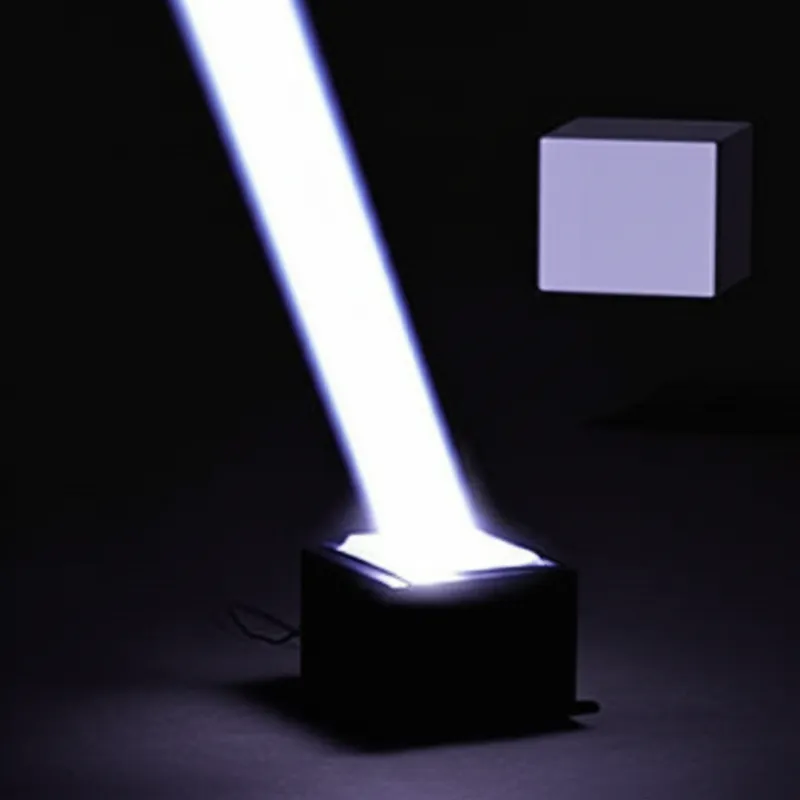 Визуальная иллюстрация слова «projecting» - Выступать, выдаваться