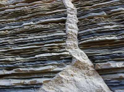 Illustration discordant - Image 1