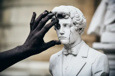 Illustration aspersions