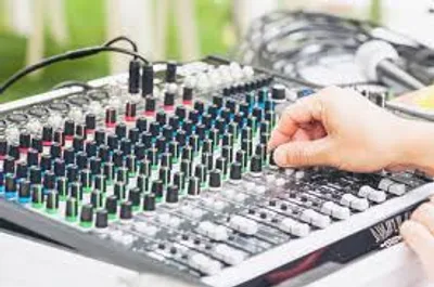 Illustration console - Image 2