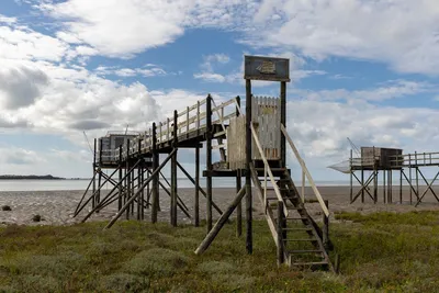 Illustration stilts - Image 2