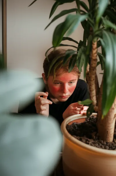 Illustration shy - Image 1