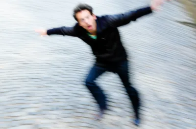 Illustration stumbles - Image 1