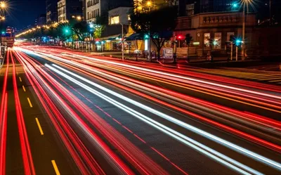 Illustration crisscrossing