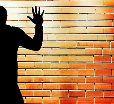 Illustration deterring