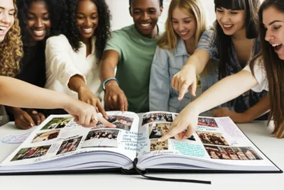 Illustration yearbook - Image 1