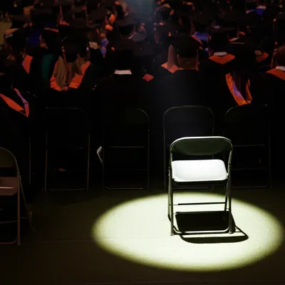 Illustration gone - Image 1