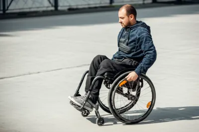 Illustration wheelie - Image 1