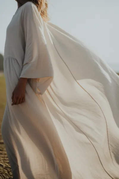 Illustration gowns - Image 2