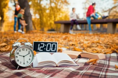 Illustration half-term - Image 1