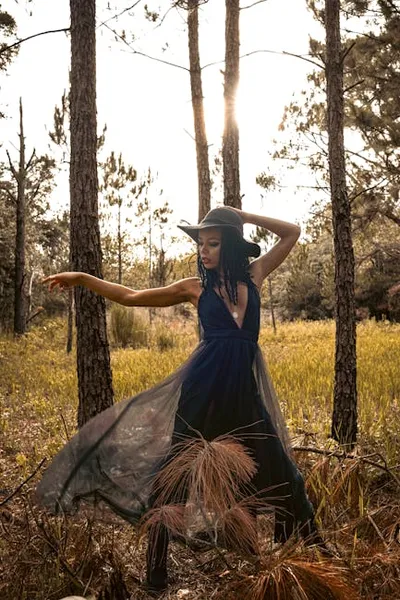 Illustration spellbinding - Image 2