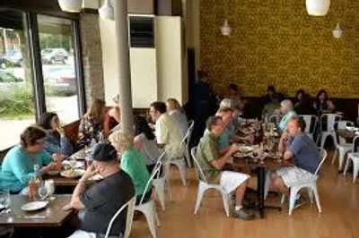 Illustration sitting - Image 3