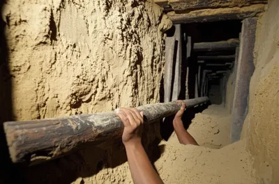 Illustration spill - Image 1