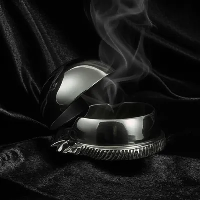 Illustration secrets - Image 1