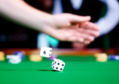 Illustration threw - Image 1