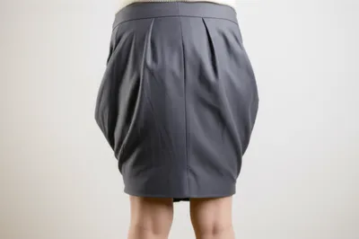 Illustration seated - Image 1