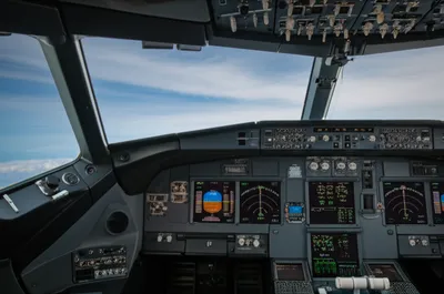 Illustration cockpit - Image 1