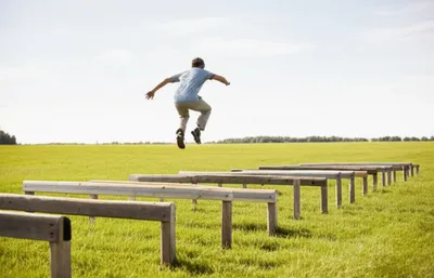 Illustration hurdles - Image 1