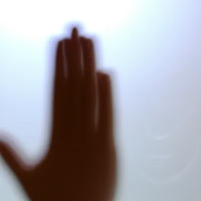 Illustration efface - Image 1