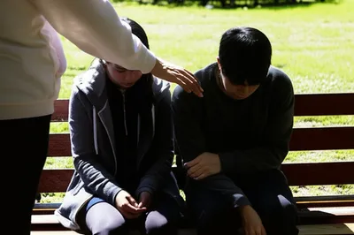 Illustration pitying - Image 1