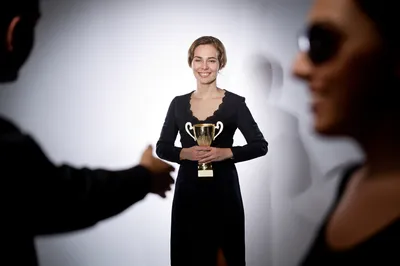 Illustration backhanded - Image 1