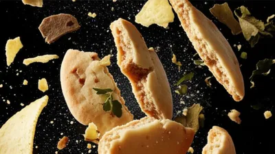 Illustration crunches - Image 1